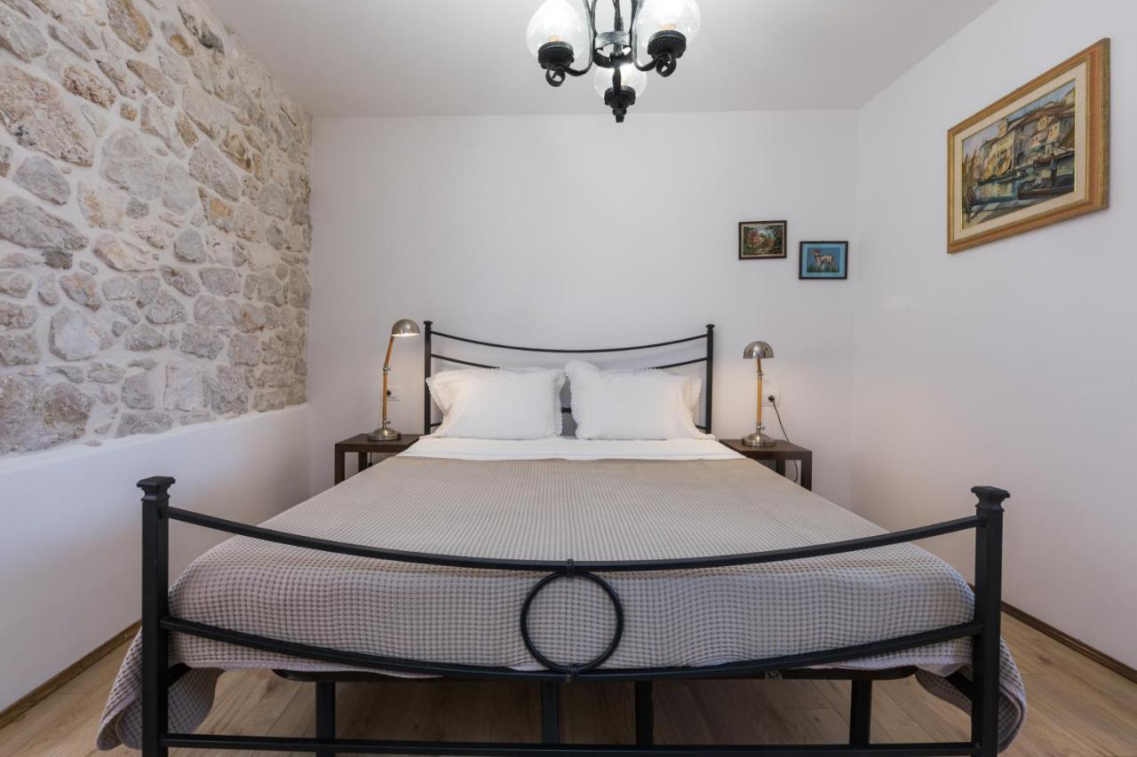 Apartment Lanterna Veneziana Rovigno Esterno foto