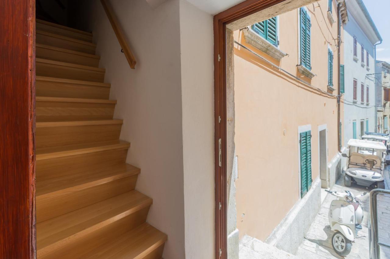 Apartment Lanterna Veneziana Rovigno Esterno foto